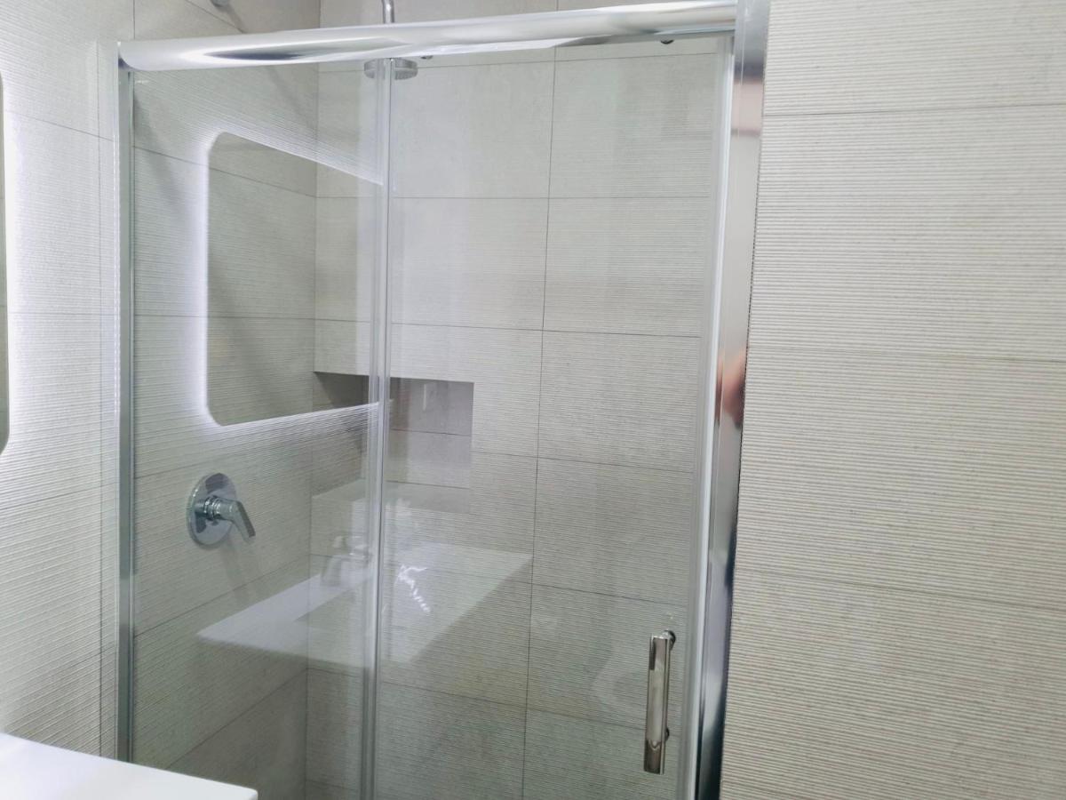 Central Lagos Apt With Marina Views Near Beaches Εξωτερικό φωτογραφία