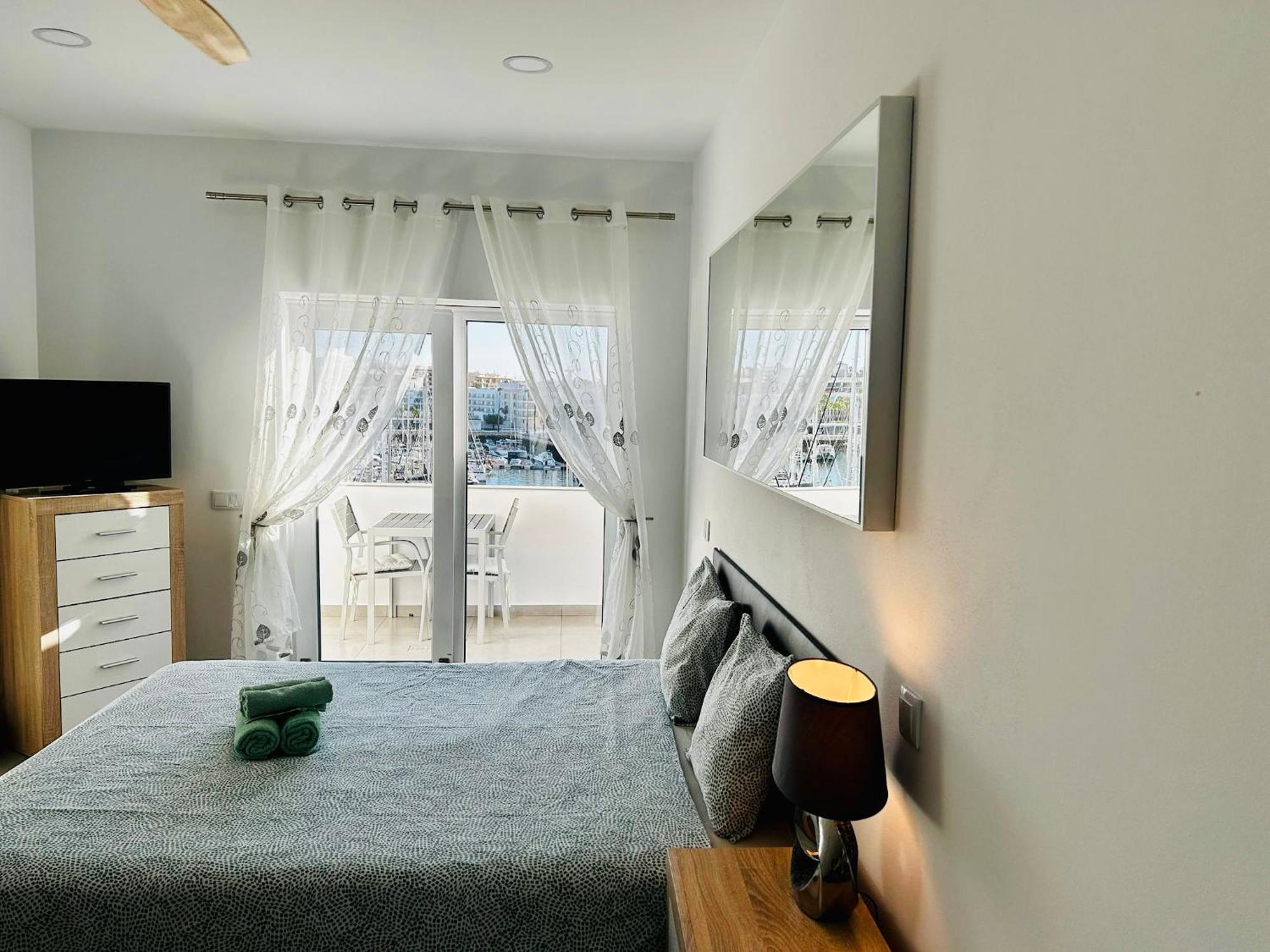 Central Lagos Apt With Marina Views Near Beaches Εξωτερικό φωτογραφία